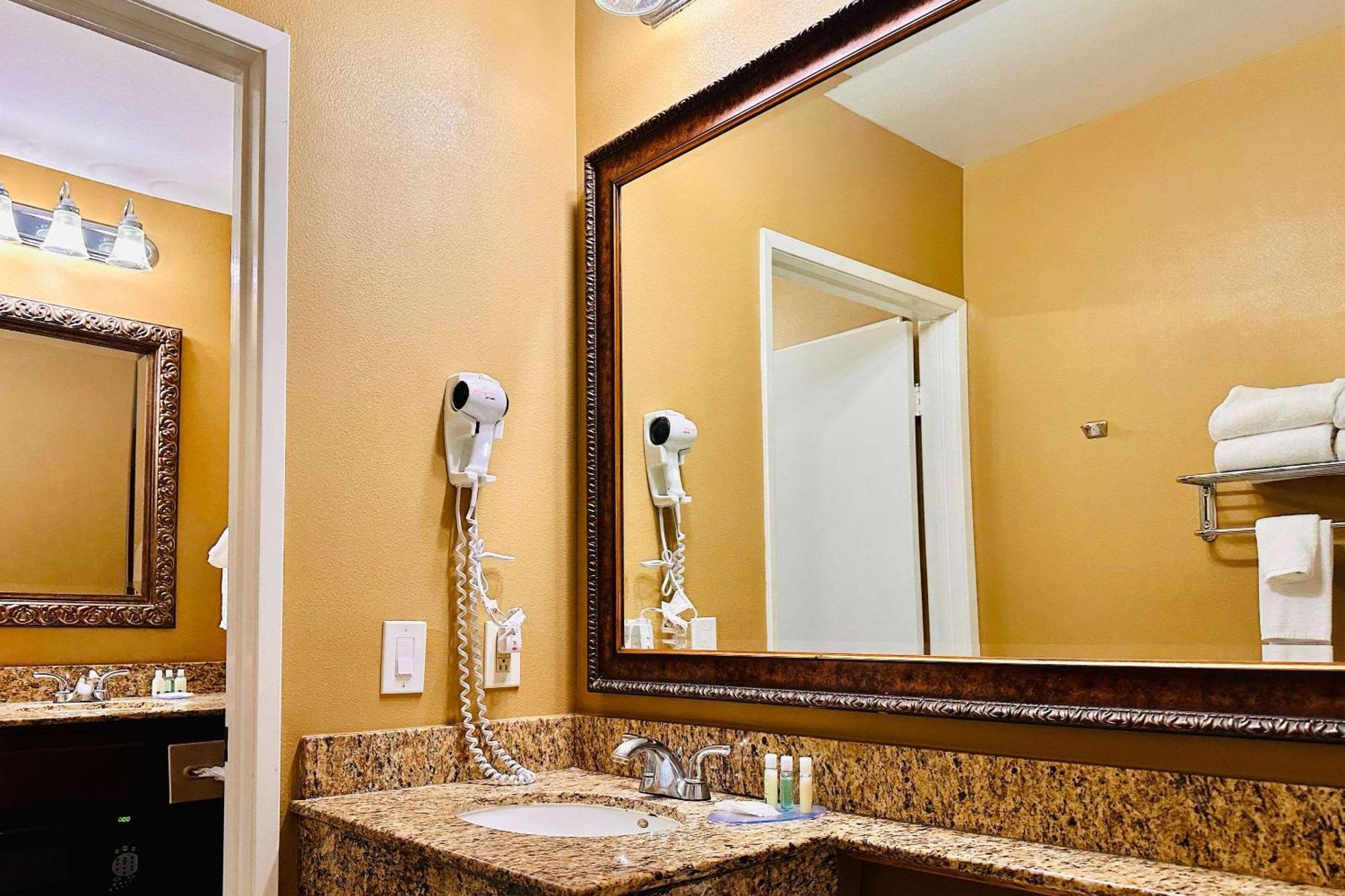 Quality Inn & Suites Westminster Seal Beach Luaran gambar